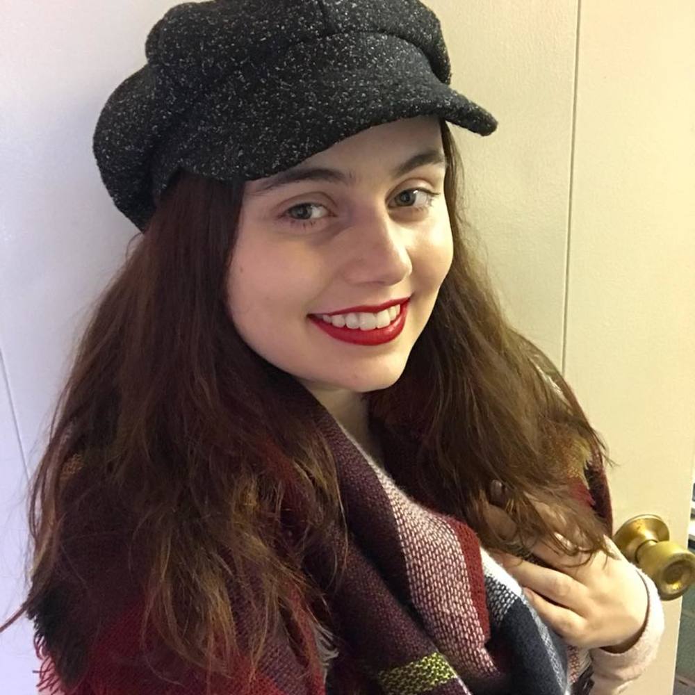 Meet your Posher, Dana